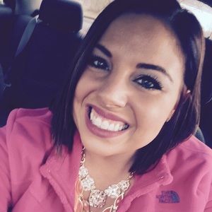 Meet your Posher, Stacy