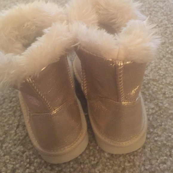 Boots - Picture 2 of 4