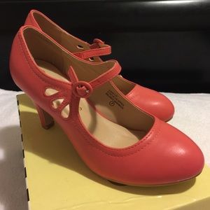 Sidecca - Chase & Chloe "Kimmy" Coral MJ T-Strap