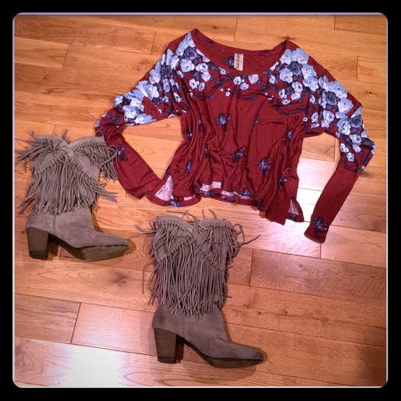 🌸FREE PEOPLE FLORAL PRINT LONG SLEEVE🌸 - Picture 3 of 4