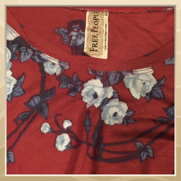 🌸FREE PEOPLE FLORAL PRINT LONG SLEEVE🌸 - Picture 4 of 4