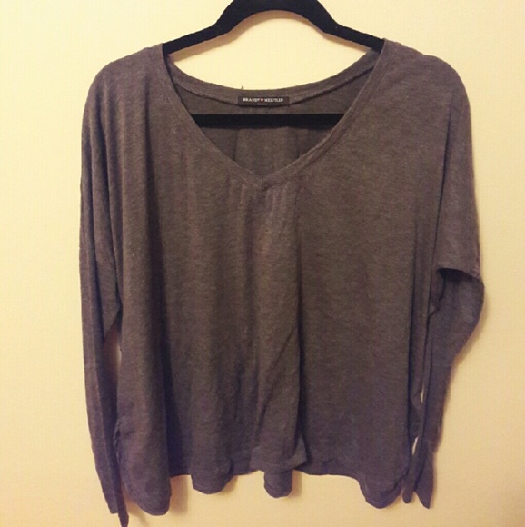 Brandy Melville flowy long sleeve top