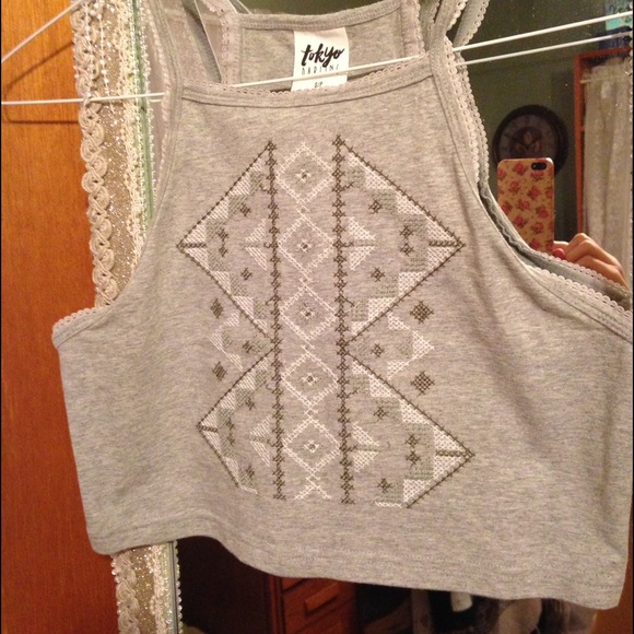 Aeropostale Tokyo Darling Southwest Crop Top Gray - Picture 2 of 4