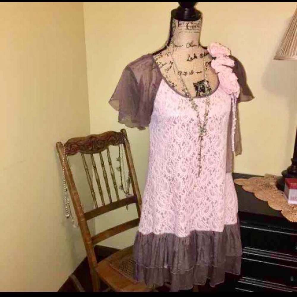 🌺Host Pick🌺 Beautiful Dress for Easter 🐣 - Picture 3 of 4