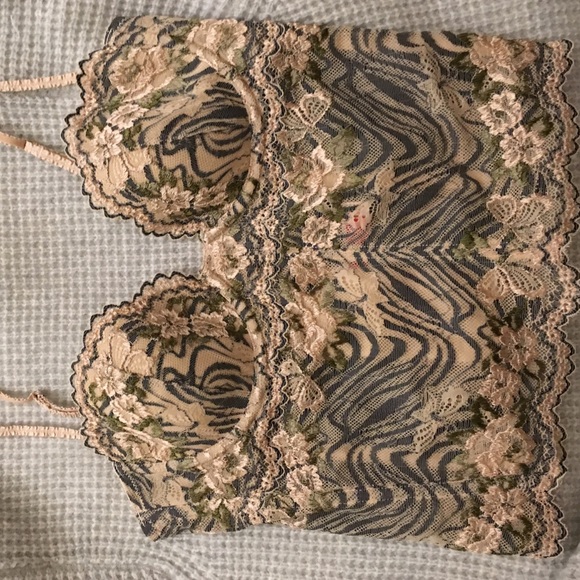 Lace bustier