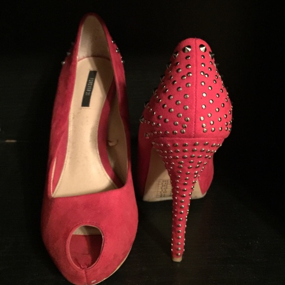 Red Platform Stud Heels - Picture 1 of 4