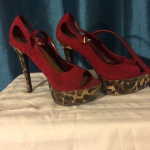 Jessica Simpson sz 7