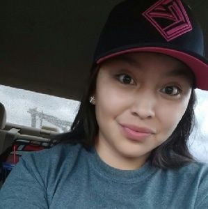 Meet your Posher, Candice