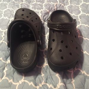 Size 6 all black crocs