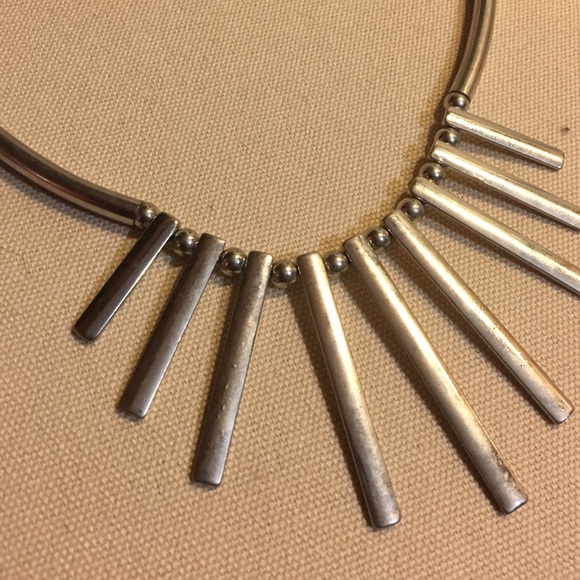 Neckless - Picture 3 of 3
