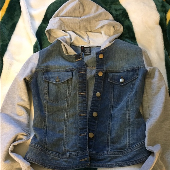 Hoodie/Vest