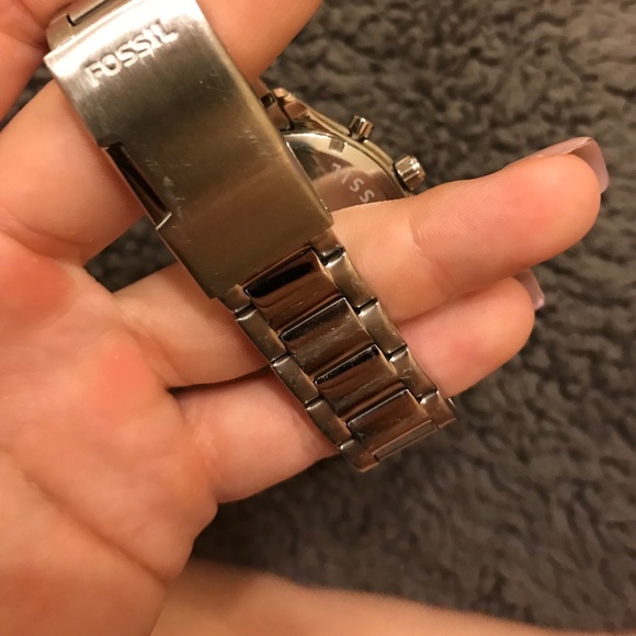 Fossil Watch - Picture 2 of 2