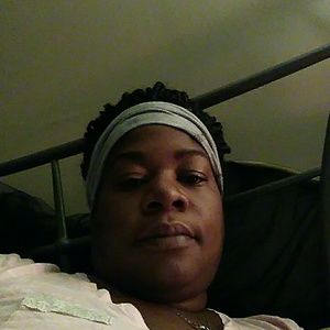 Meet your Posher, Leona