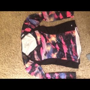 Long sleeve athletic wear