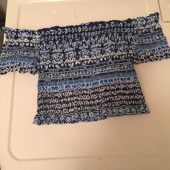 Stretchy crop top