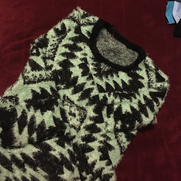 TRADED❌ - Picture 2 of 2