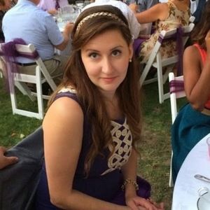 Meet your Posher, Crystal