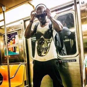 Meet your Posher, Derek