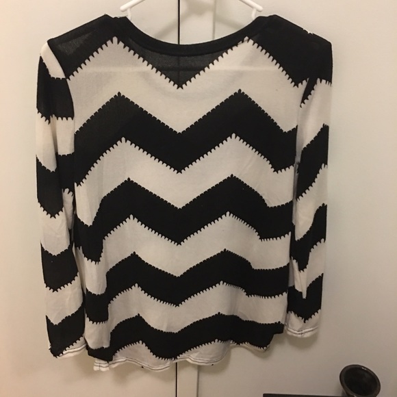 π βοΈ SALE...........LADIES SCOOP NECK T SHIRT - Picture 3 of 4