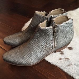 ❌SOLD❌Matisse Pablo Bootie (run large- fits 8.5)