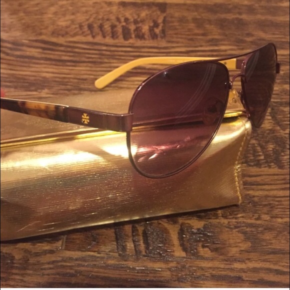 Tory burch sunglasses - Picture 1 of 4