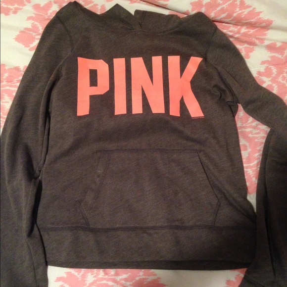 🎉2 hr Sale!🎉Grey VS sweater