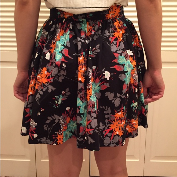 Printed skirt - Picture 2 of 3