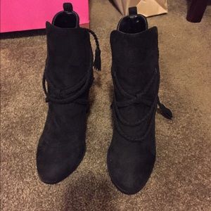 Ankle boots