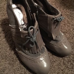 350 Anne Michele shoe