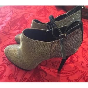 New $425 B BRIAN ATWOOD ANKLE-STRAP BOOTIE Sz 9.5