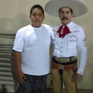 Meet your Posher, Jose