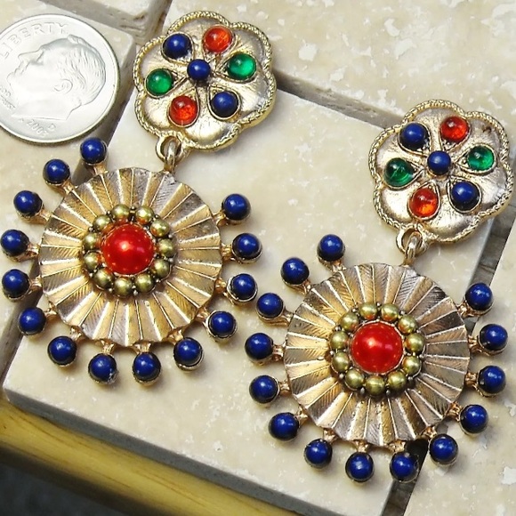 Jewelry - Red Blue Green Gems Pierced Dangle Earrings