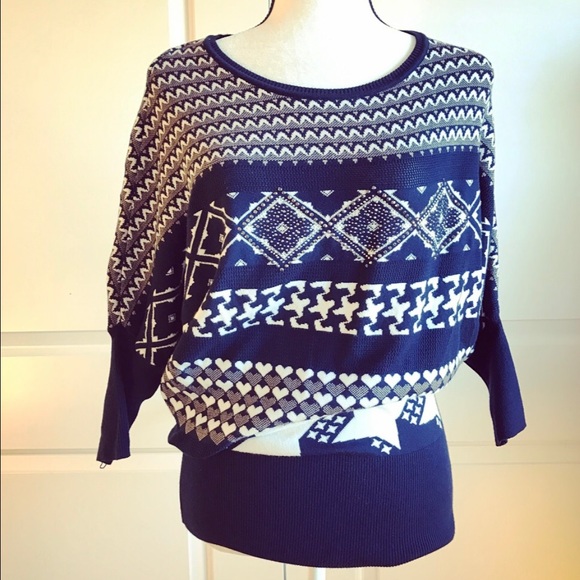 none Sweaters - White and navy color Sweater Small