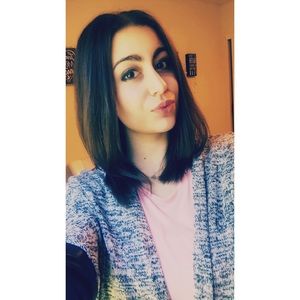 Meet your Posher, Milena