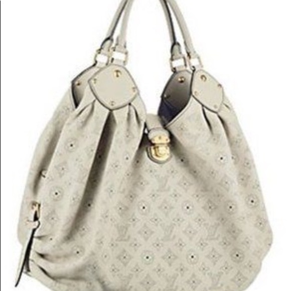 *SOLD* Authentic Louis Vuitton Large Handbag. New - Picture 6 of 8
