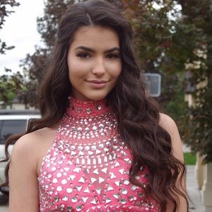 Meet your Posher, Danika