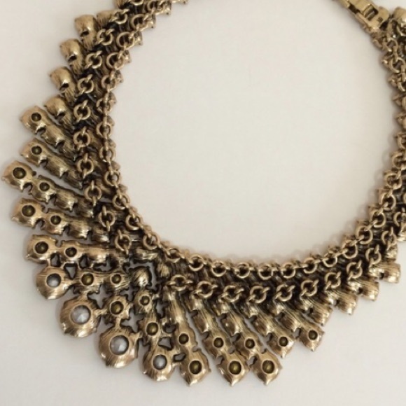Gorgeous Crystal Collar Statement Necklace Gold - Picture 2 of 3