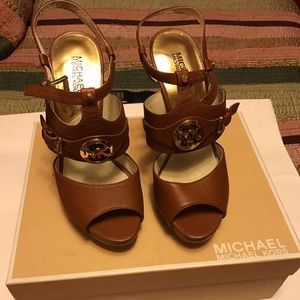 Michael kora sandals