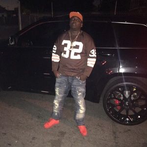 Meet your Posher, Victor