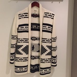 BB Dakota Cardigan