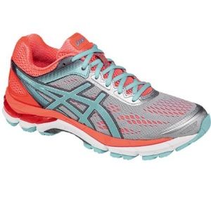 Size 7.5 Asics running shoes