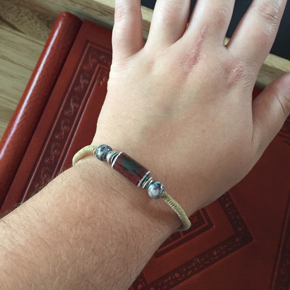 Handmade painted glazed ceramic beaded bracelet - Picture 3 of 3