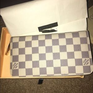 Louis Vuitton Wallet