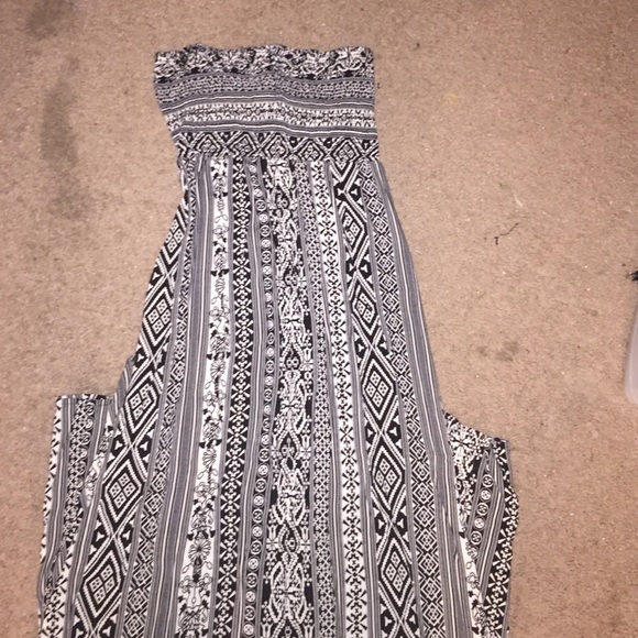 b & w maxi dress