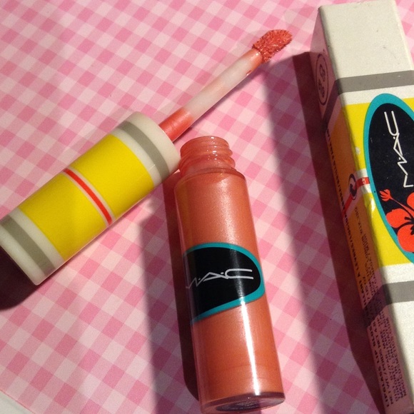 💖 MAC ( RARE )  Lipglass - Picture 2 of 3