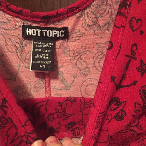 Red patterned dress - Picture 2 of 4