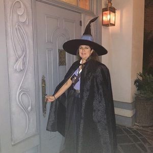 Meet your Posher, Leticia