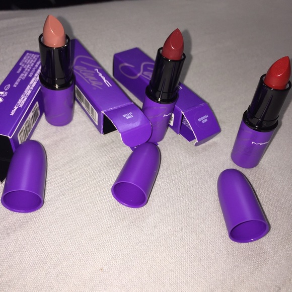 MAC X SELENA LIPSTICKS - Picture 1 of 1