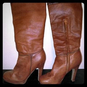Jessica Simpson boots