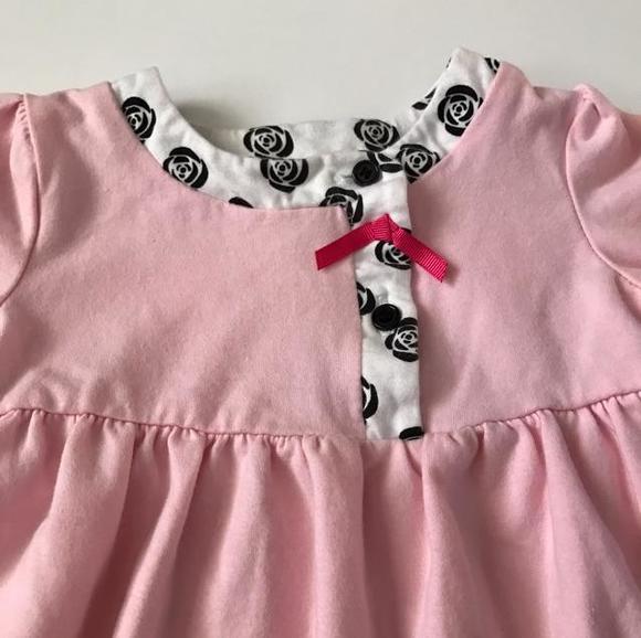 Offspring pink dress w/white/black trim w/flowers - Picture 3 of 4